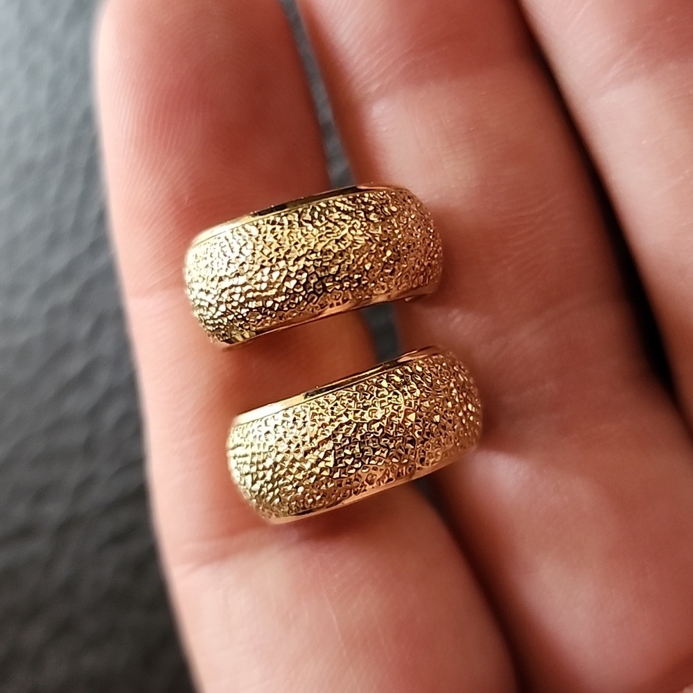 VTG L.H. Segal clip on earrings